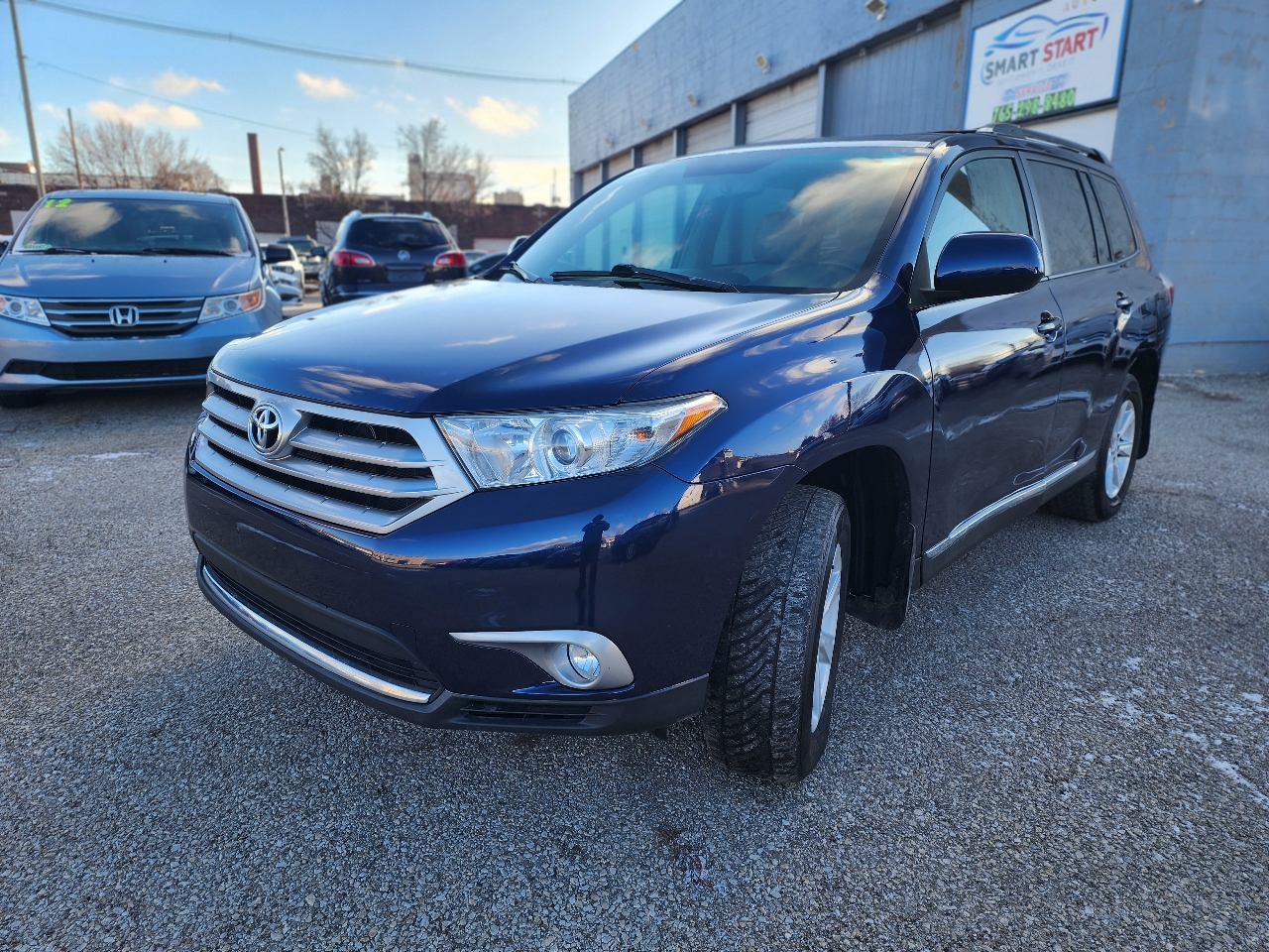 Toyota Highlander Base 4WD 2013