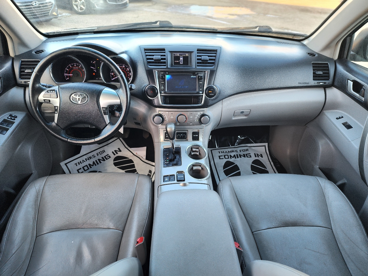 Toyota Highlander Base 4WD 2013