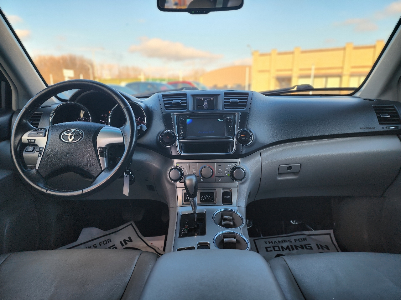 Toyota Highlander Base 4WD 2013
