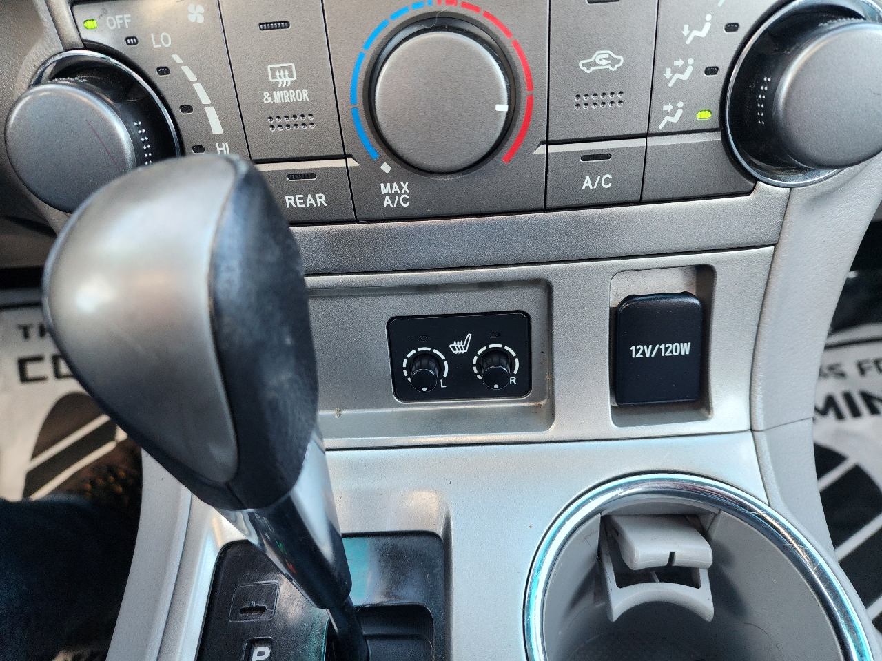 Toyota Highlander Base 4WD 2013