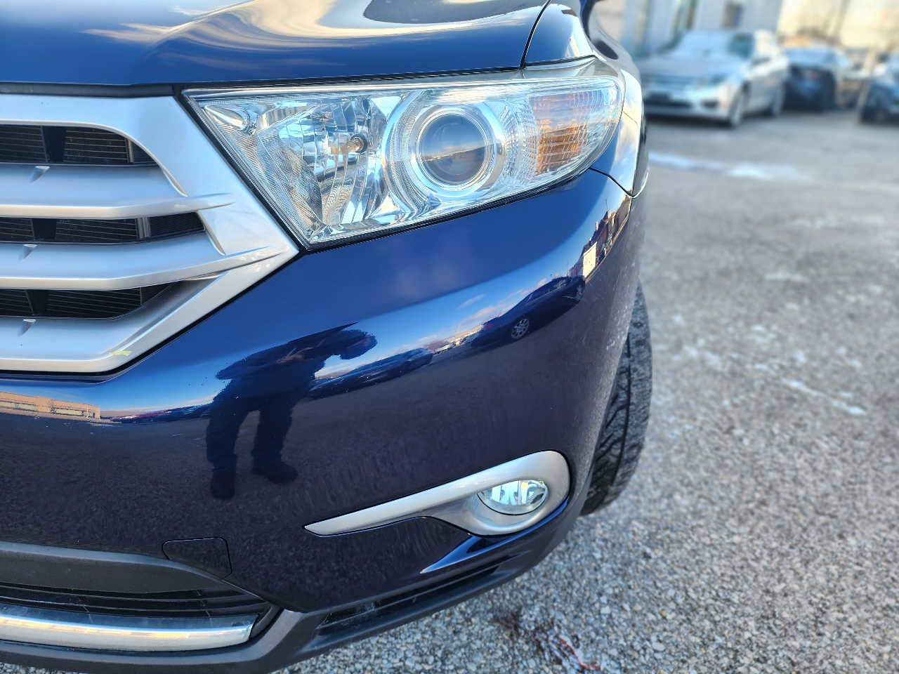 Toyota Highlander Base 4WD 2013