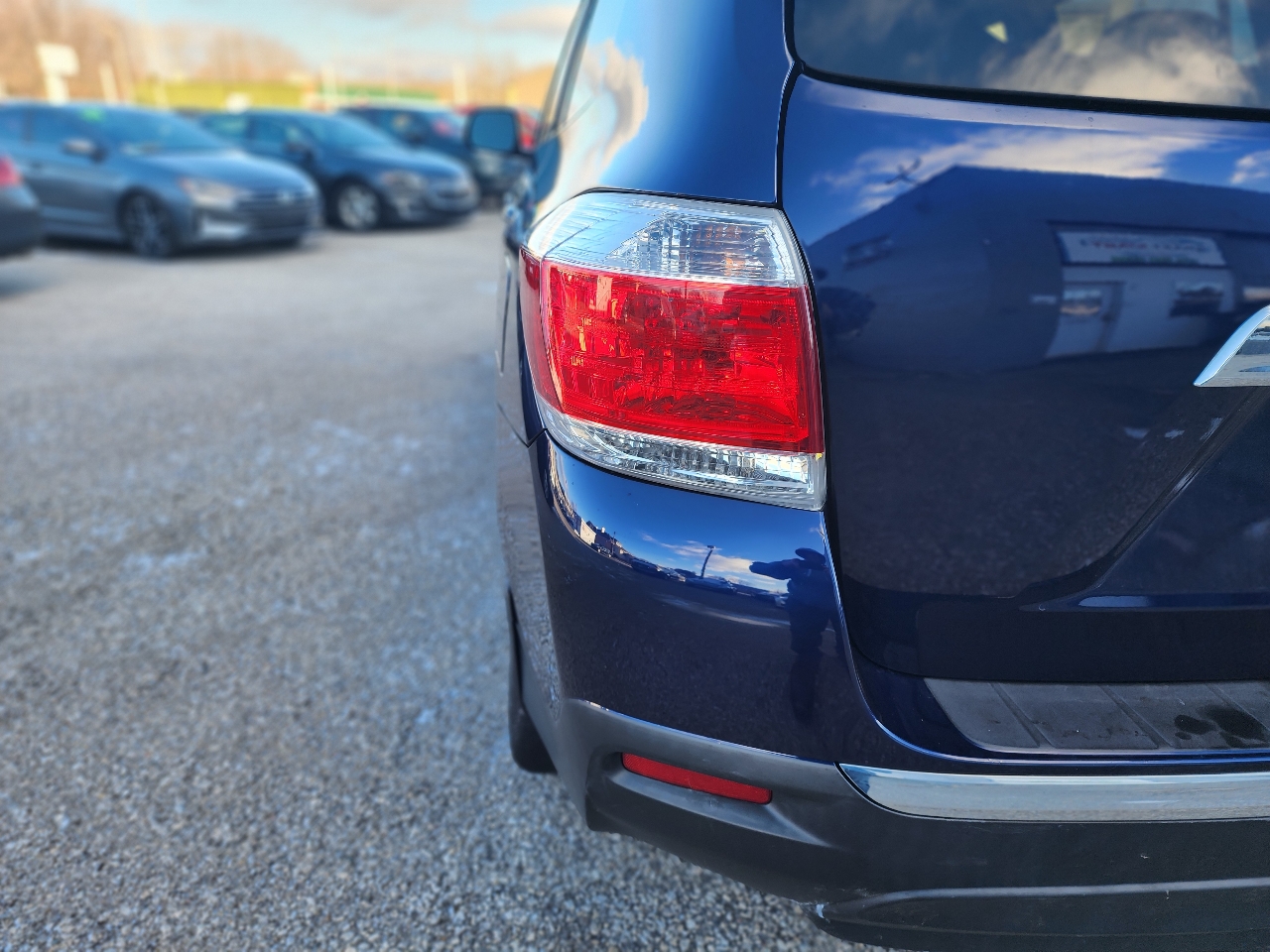 Toyota Highlander Base 4WD 2013