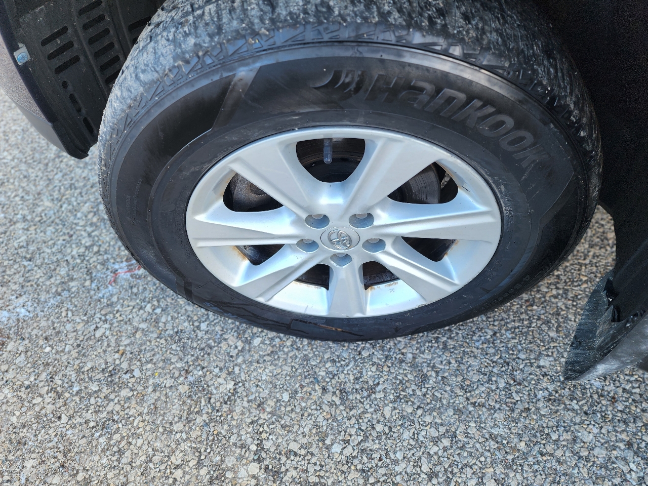 Toyota Highlander Base 4WD 2013