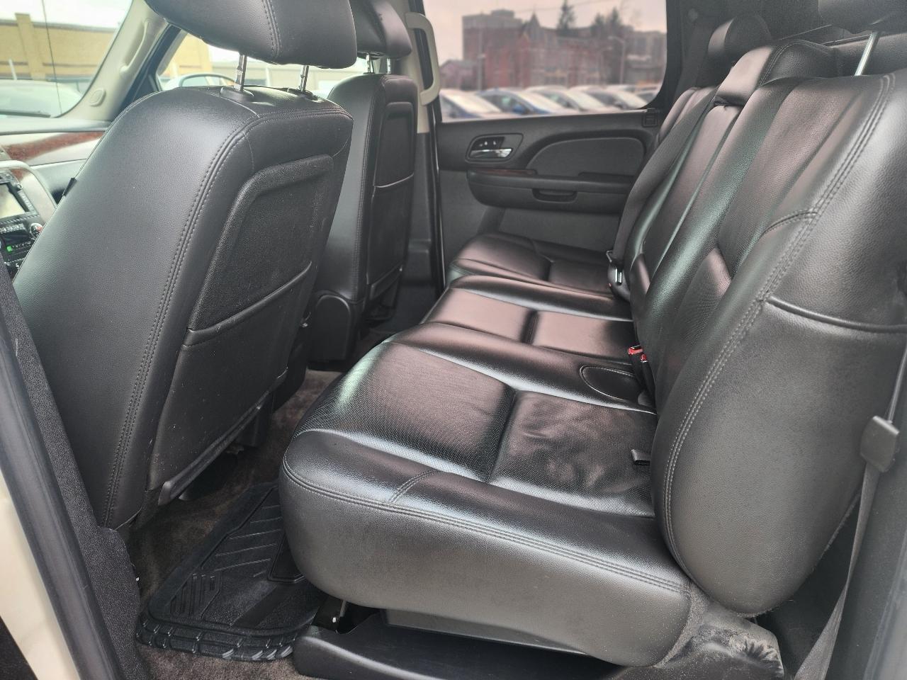 Chevrolet Avalanche LTZ 4WD 2010