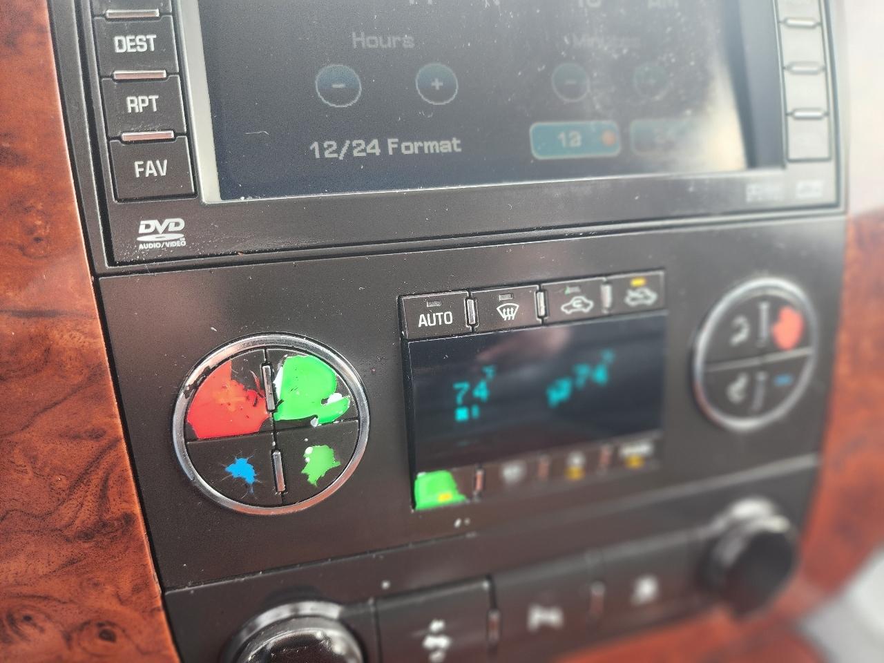 Chevrolet Avalanche LTZ 4WD 2010