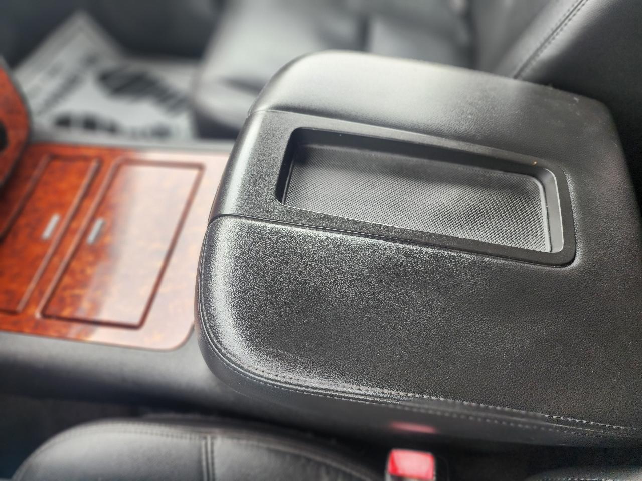 Chevrolet Avalanche LTZ 4WD 2010