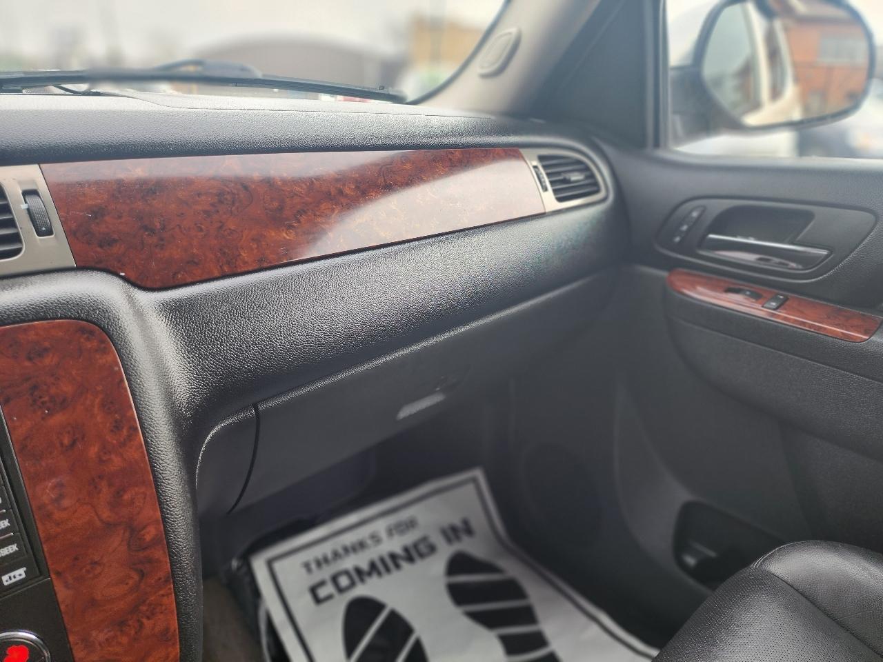 Chevrolet Avalanche LTZ 4WD 2010