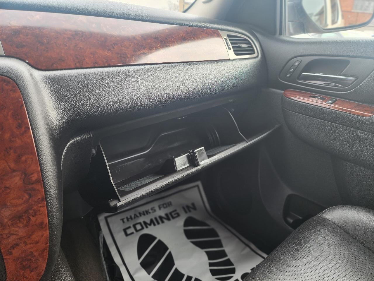 Chevrolet Avalanche LTZ 4WD 2010