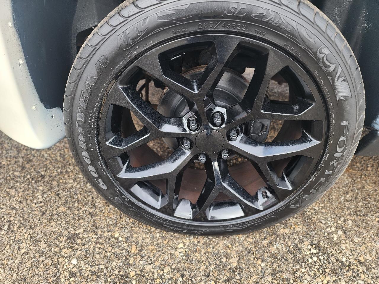 Chevrolet Avalanche LTZ 4WD 2010