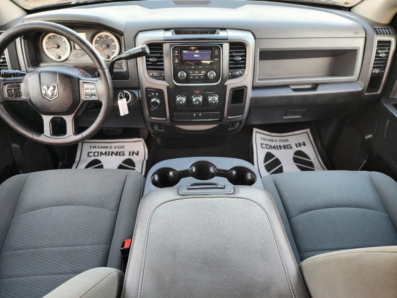 RAM 1500 Tradesman Quad Cab 4WD 2016