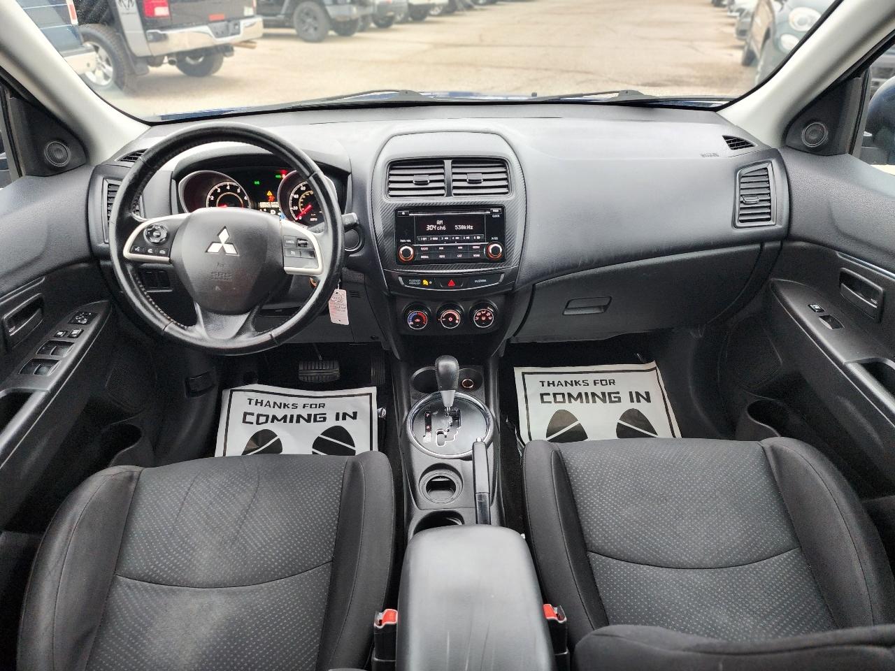 Mitsubishi Outlander Sport ES 2WD 2015