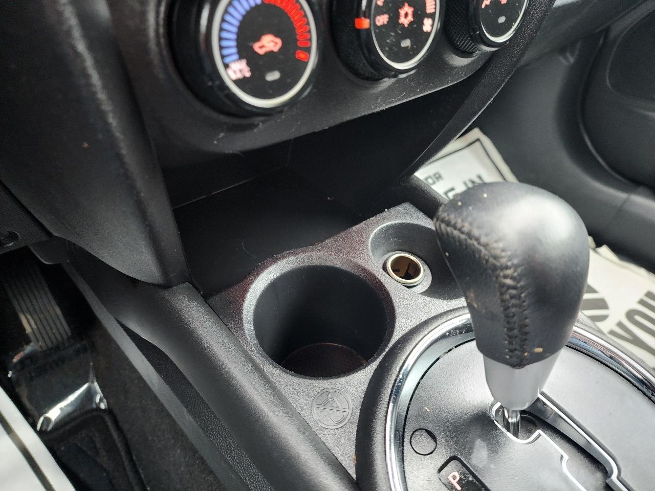 Mitsubishi Outlander Sport ES 2WD 2015