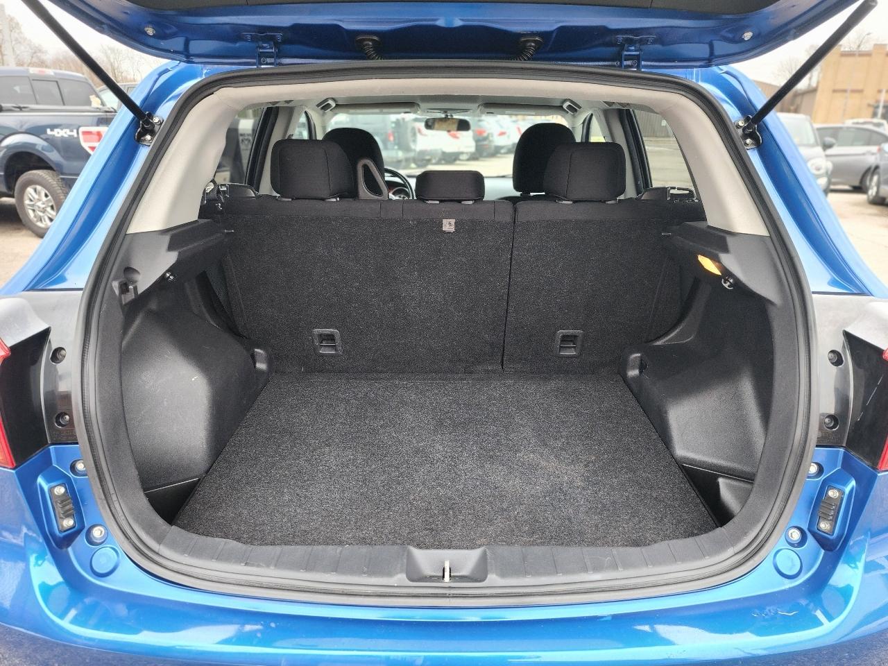 Mitsubishi Outlander Sport ES 2WD 2015