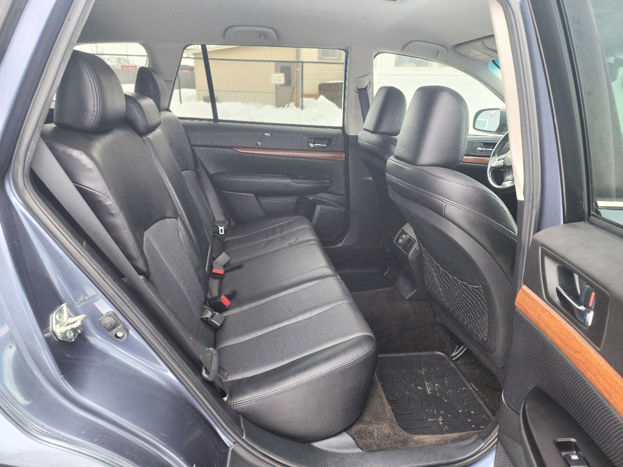 Subaru Outback 2.5i Limited 2014