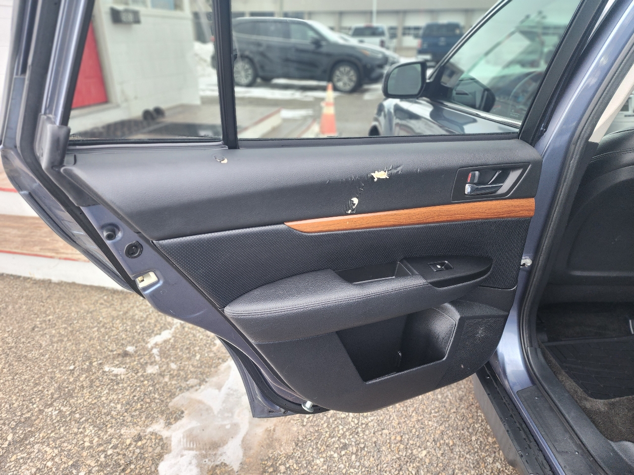 Subaru Outback 2.5i Limited 2014