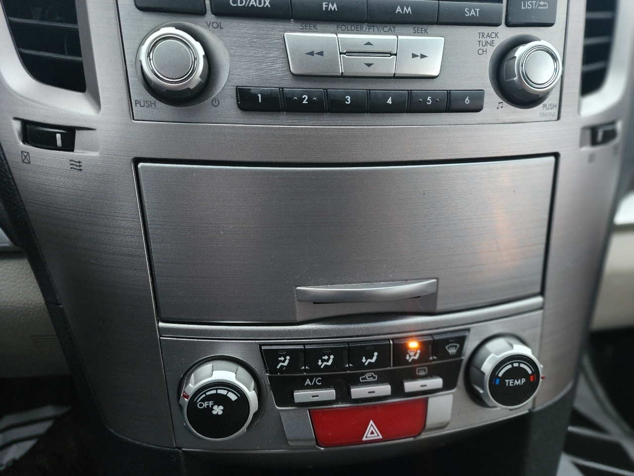 Subaru Outback 2.5i Premium 2013