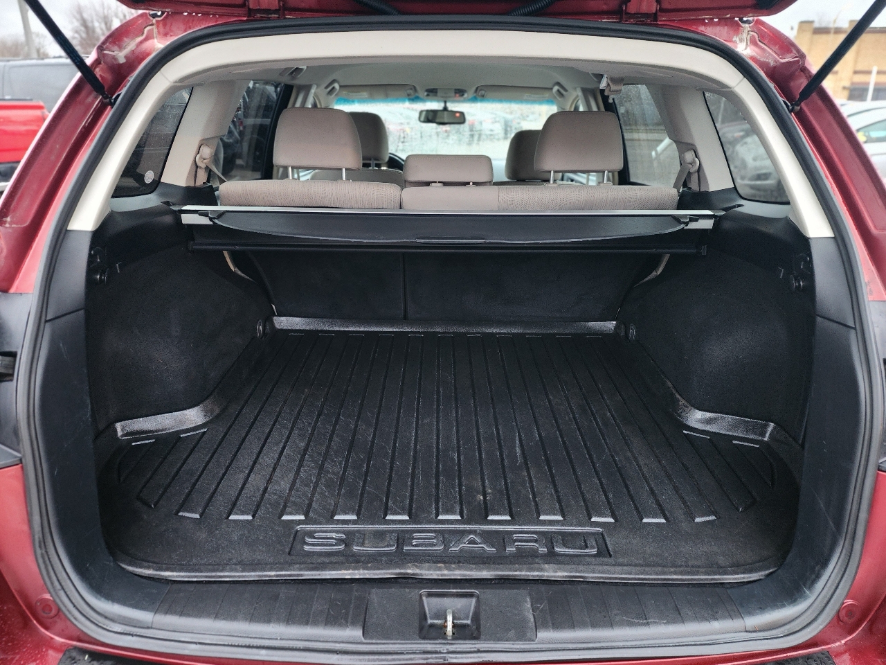 Subaru Outback 2.5i Premium 2013