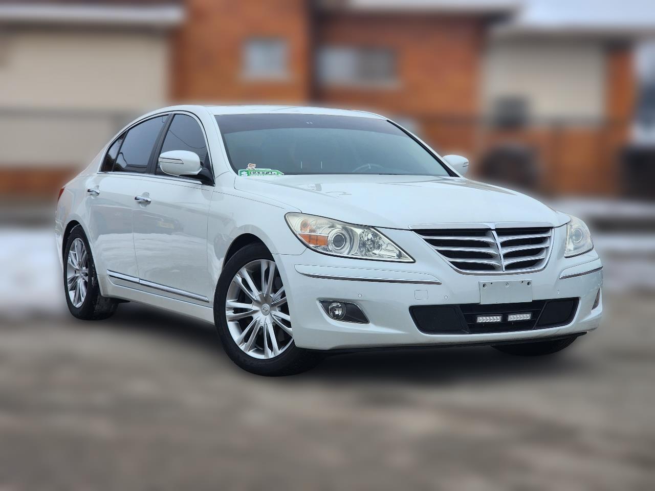 2011 Hyundai Genesis 4.6's photo