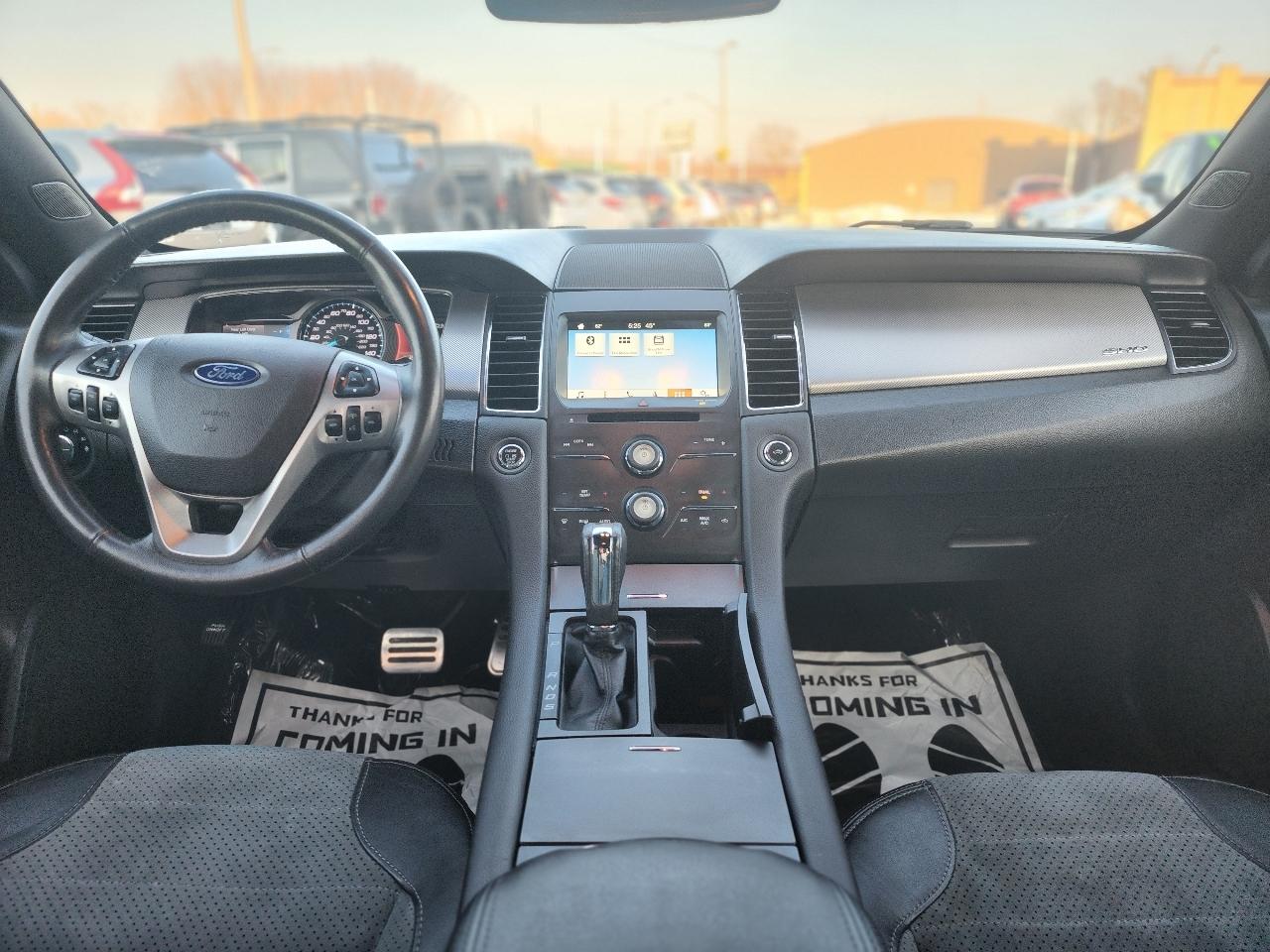 Ford Taurus SHO AWD 2016