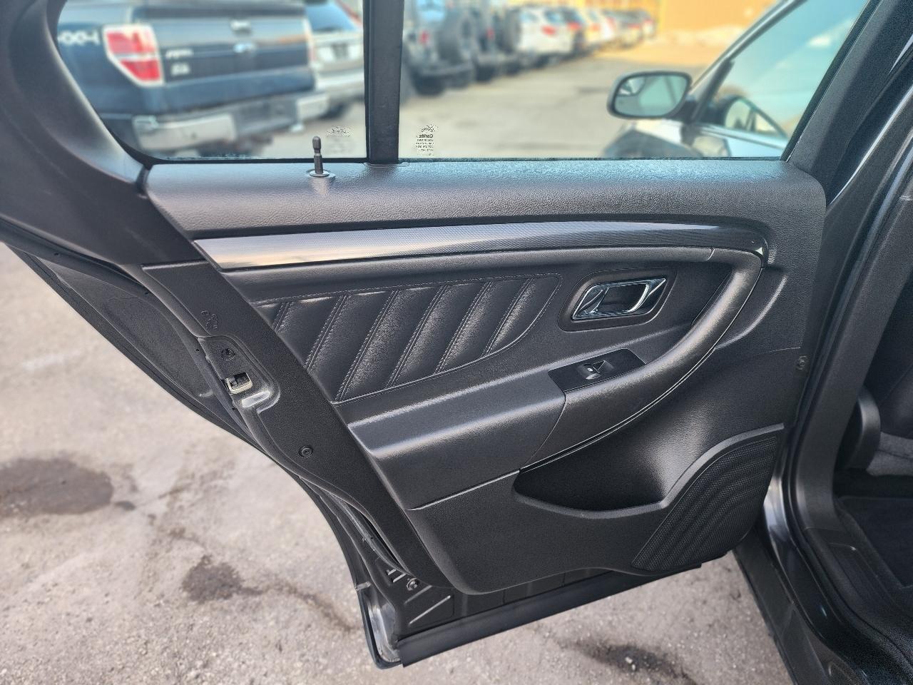 Ford Taurus SHO AWD 2016