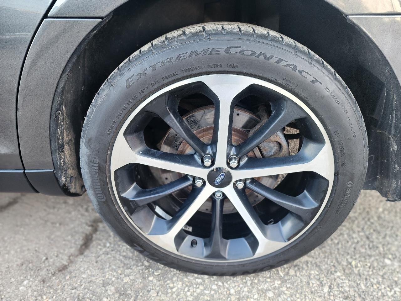 Ford Taurus SHO AWD 2016