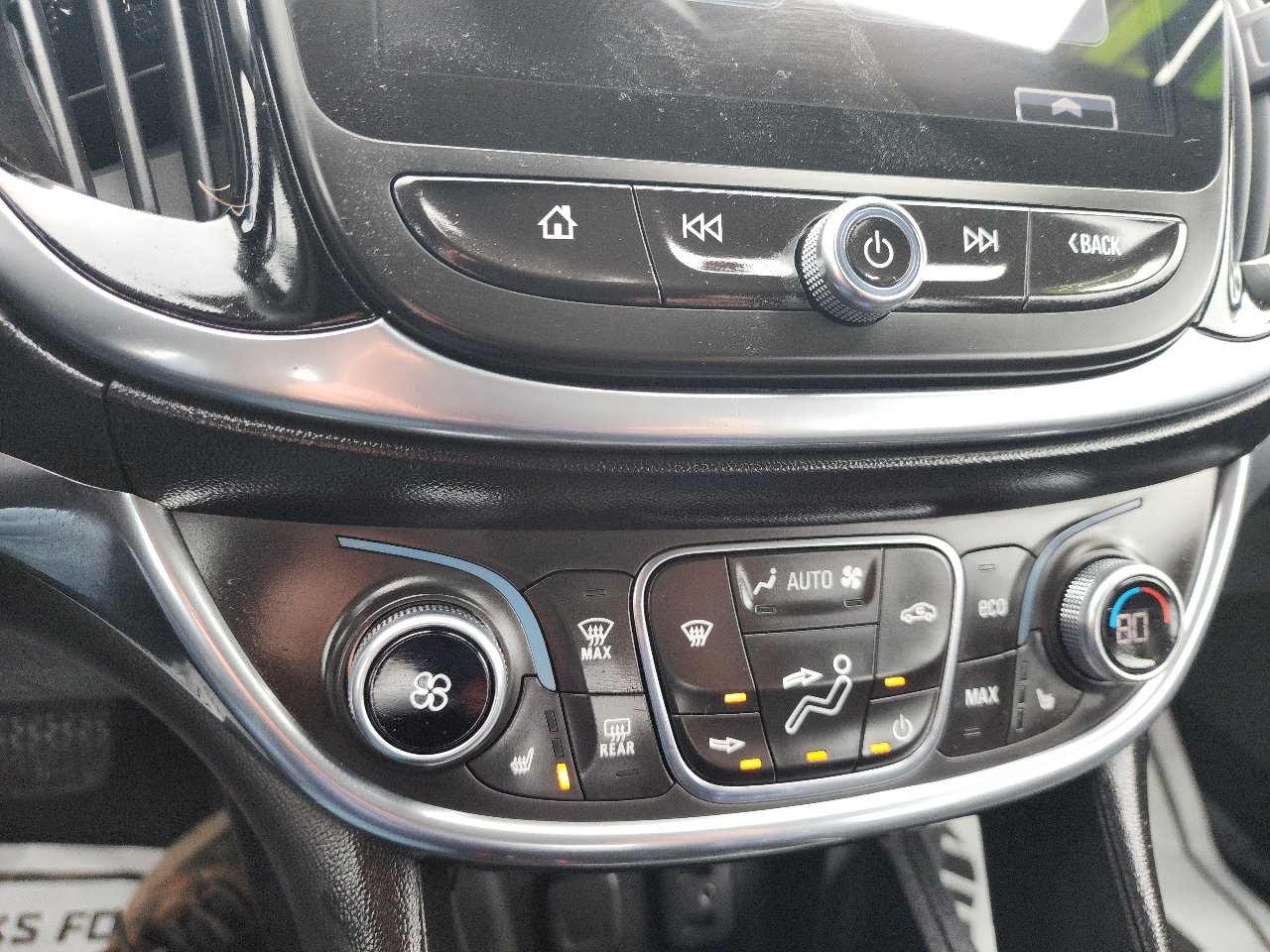 Chevrolet Volt Premier w/ Standard Emission Package 2017