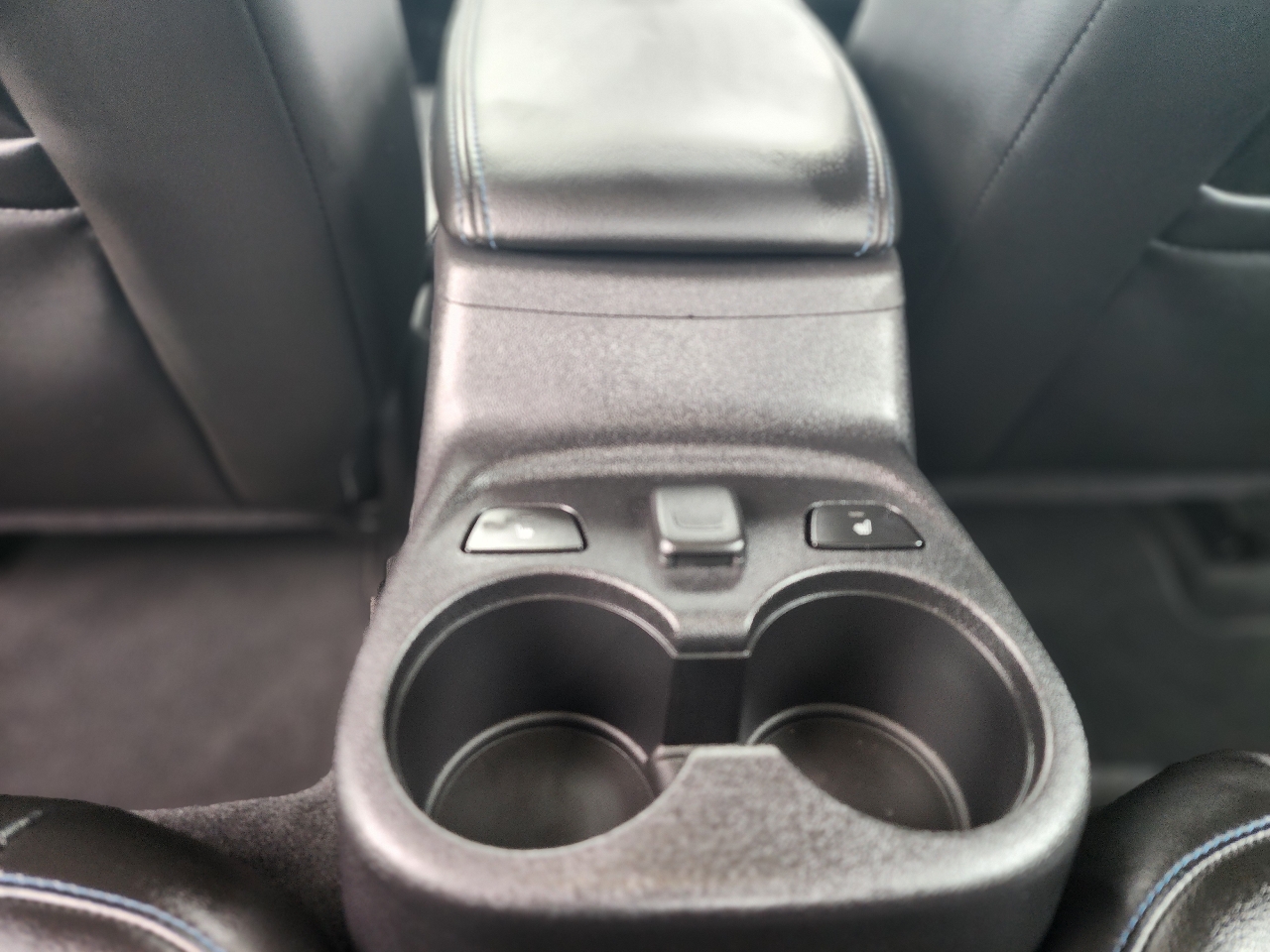 Chevrolet Volt Premier w/ Standard Emission Package 2017