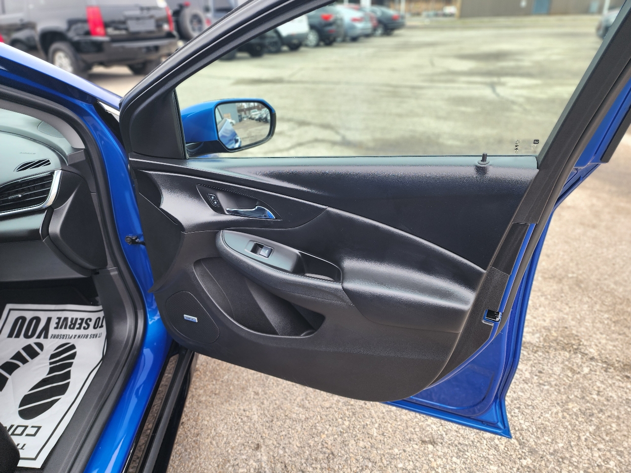 Chevrolet Volt Premier w/ Standard Emission Package 2017