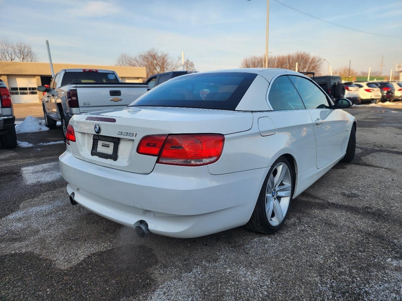BMW 3-Series 335i Convertible 2007