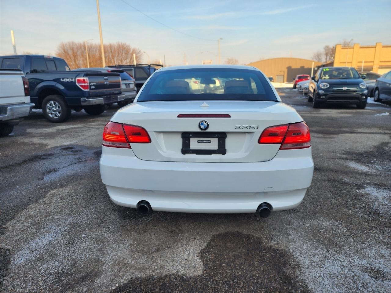 BMW 3-Series 335i Convertible 2007