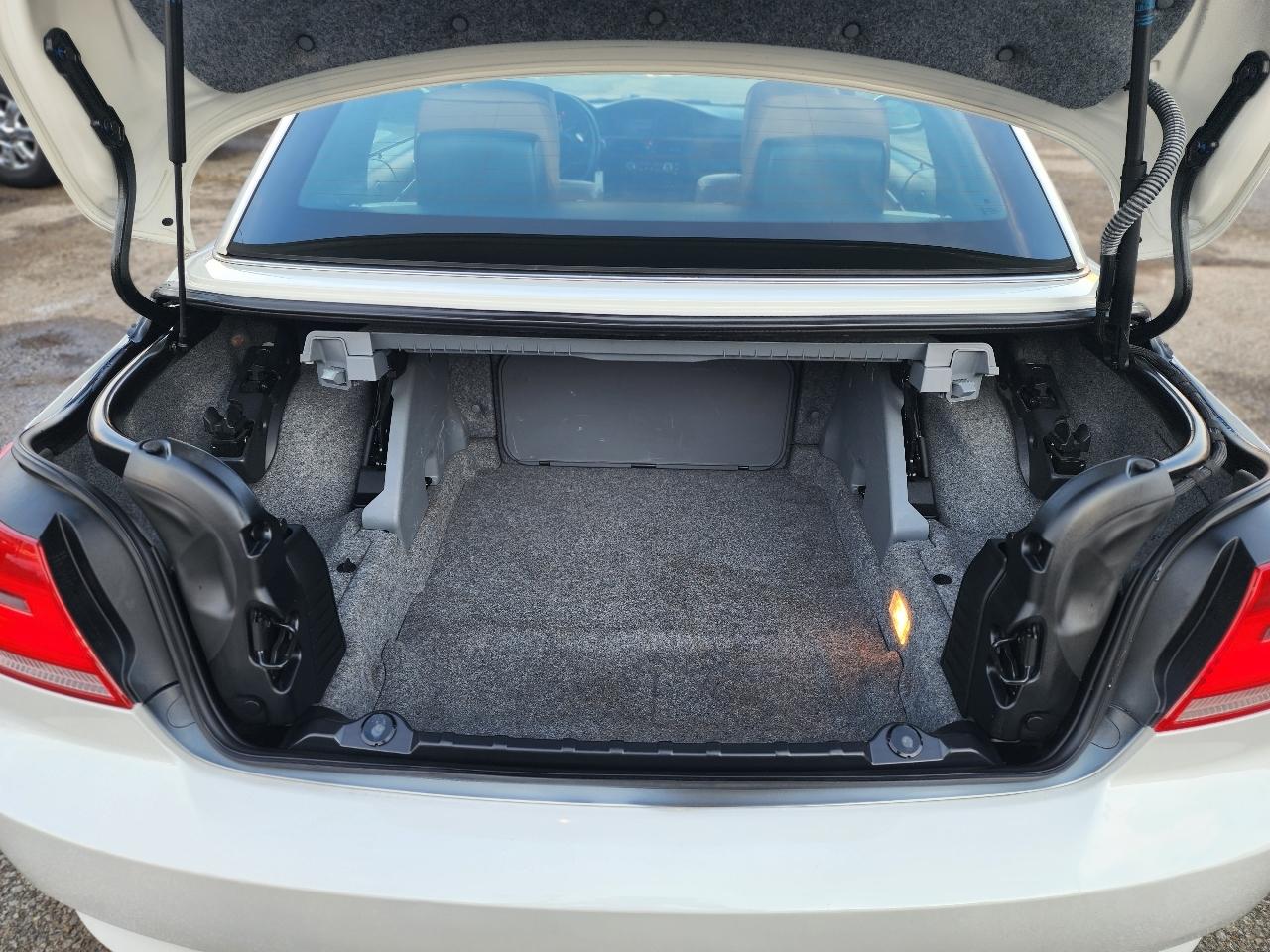 BMW 3-Series 335i Convertible 2007