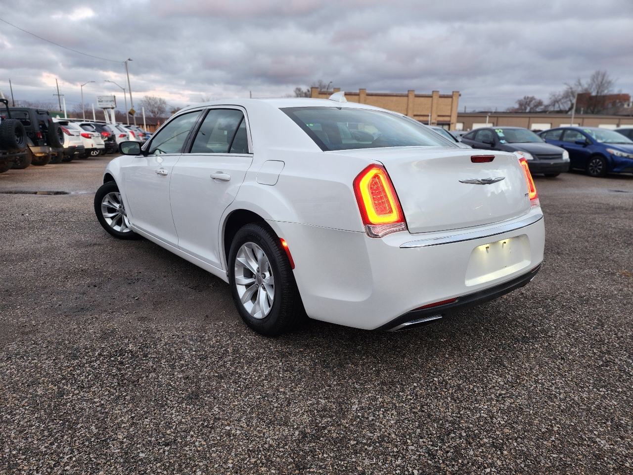 Chrysler 300 Limited RWD 2015