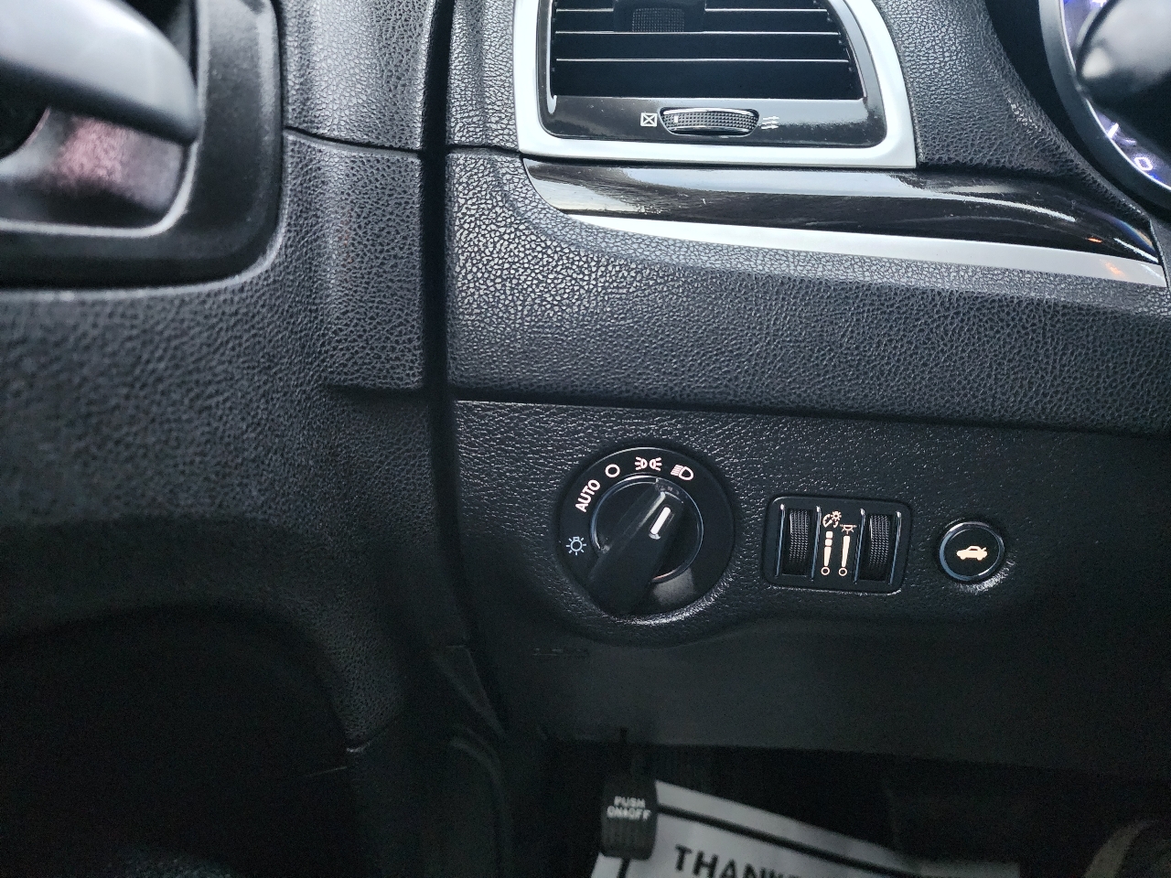 Chrysler 300 Limited RWD 2015