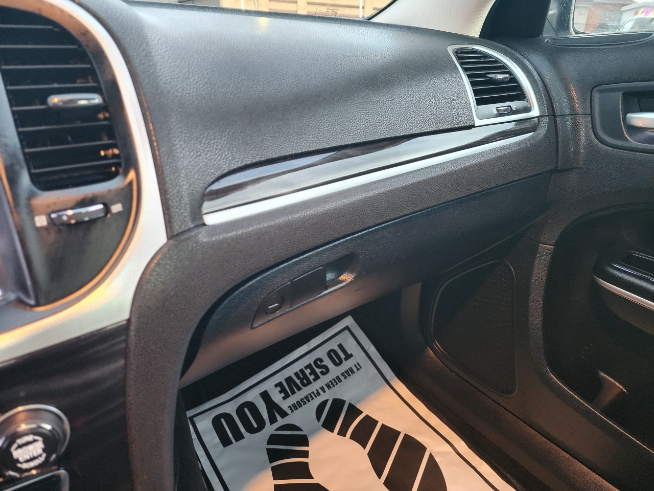 Chrysler 300 Limited RWD 2015