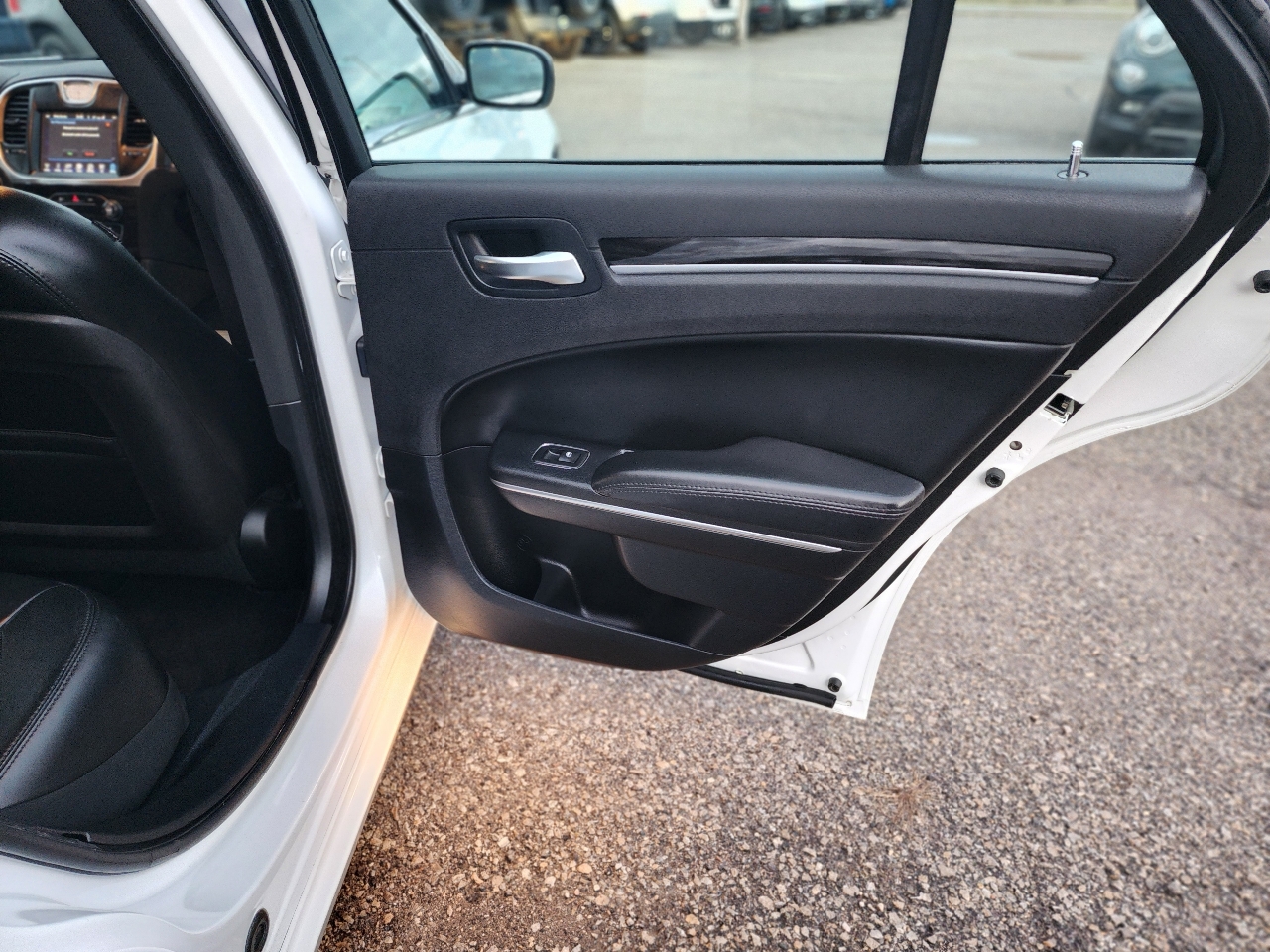 Chrysler 300 Limited RWD 2015