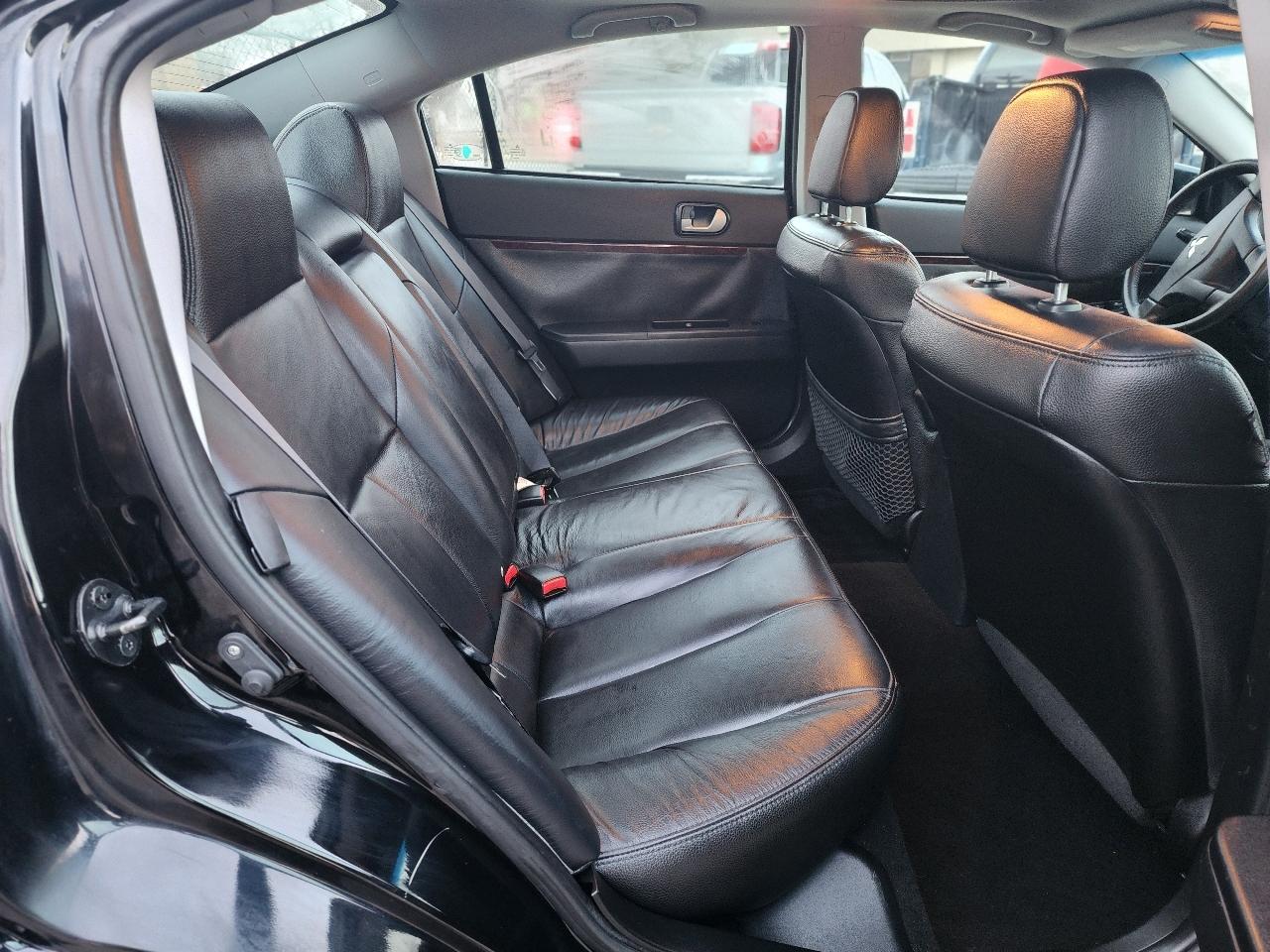 Mitsubishi Galant ES 2012