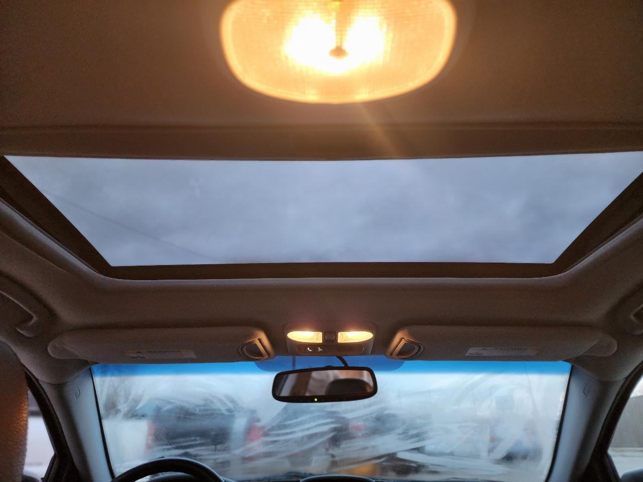 Mitsubishi Galant ES 2012