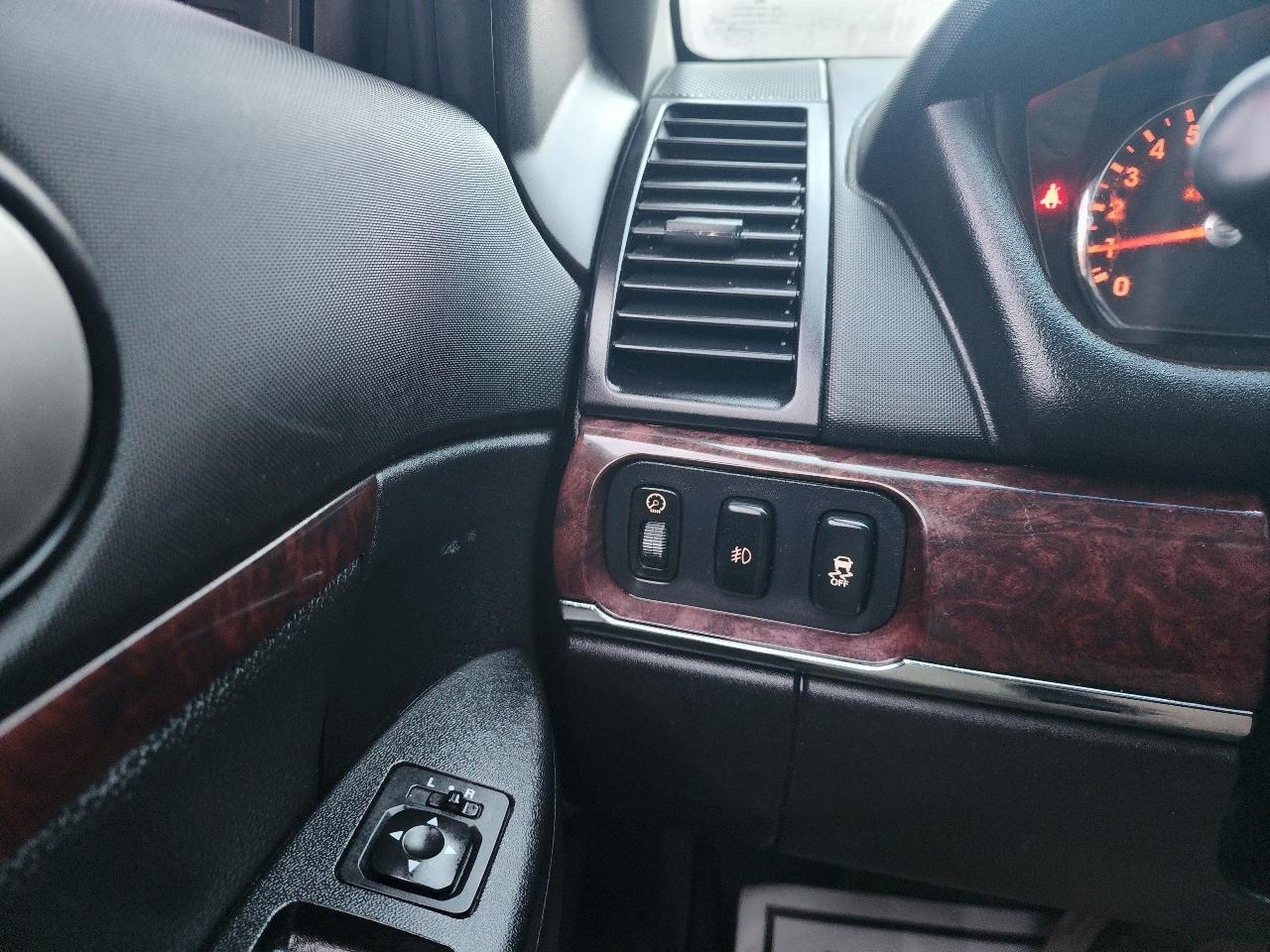 Mitsubishi Galant ES 2012