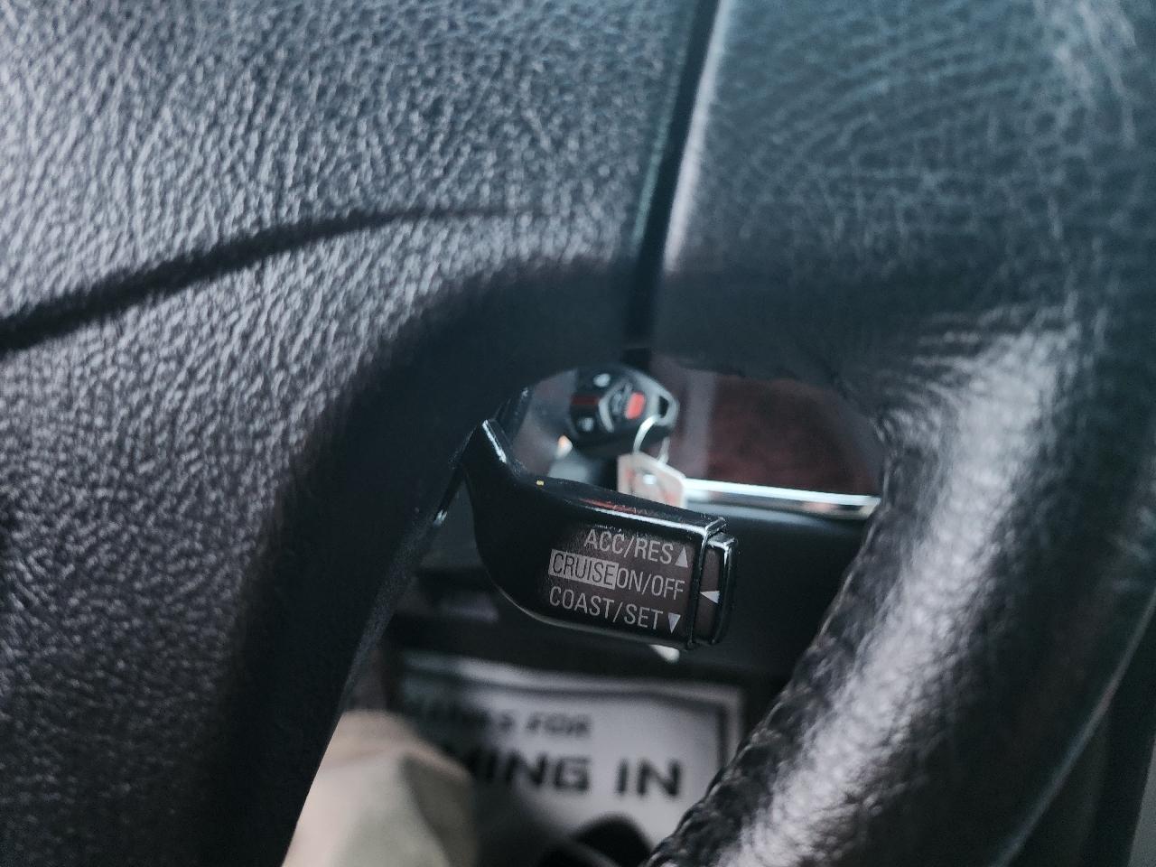 Mitsubishi Galant ES 2012