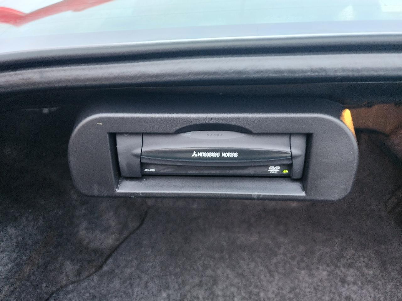 Mitsubishi Galant ES 2012