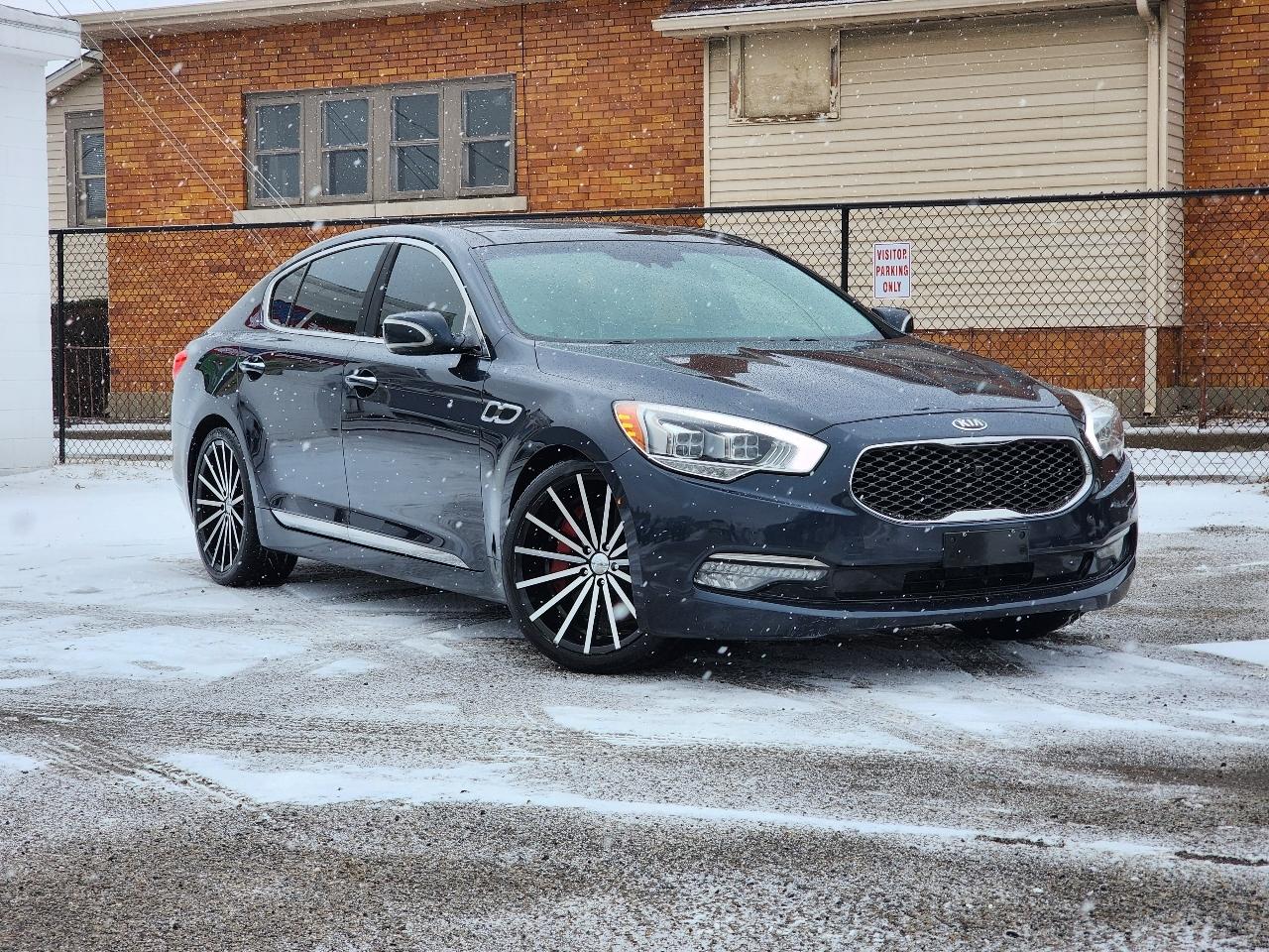 Kia K900 V8 2015
