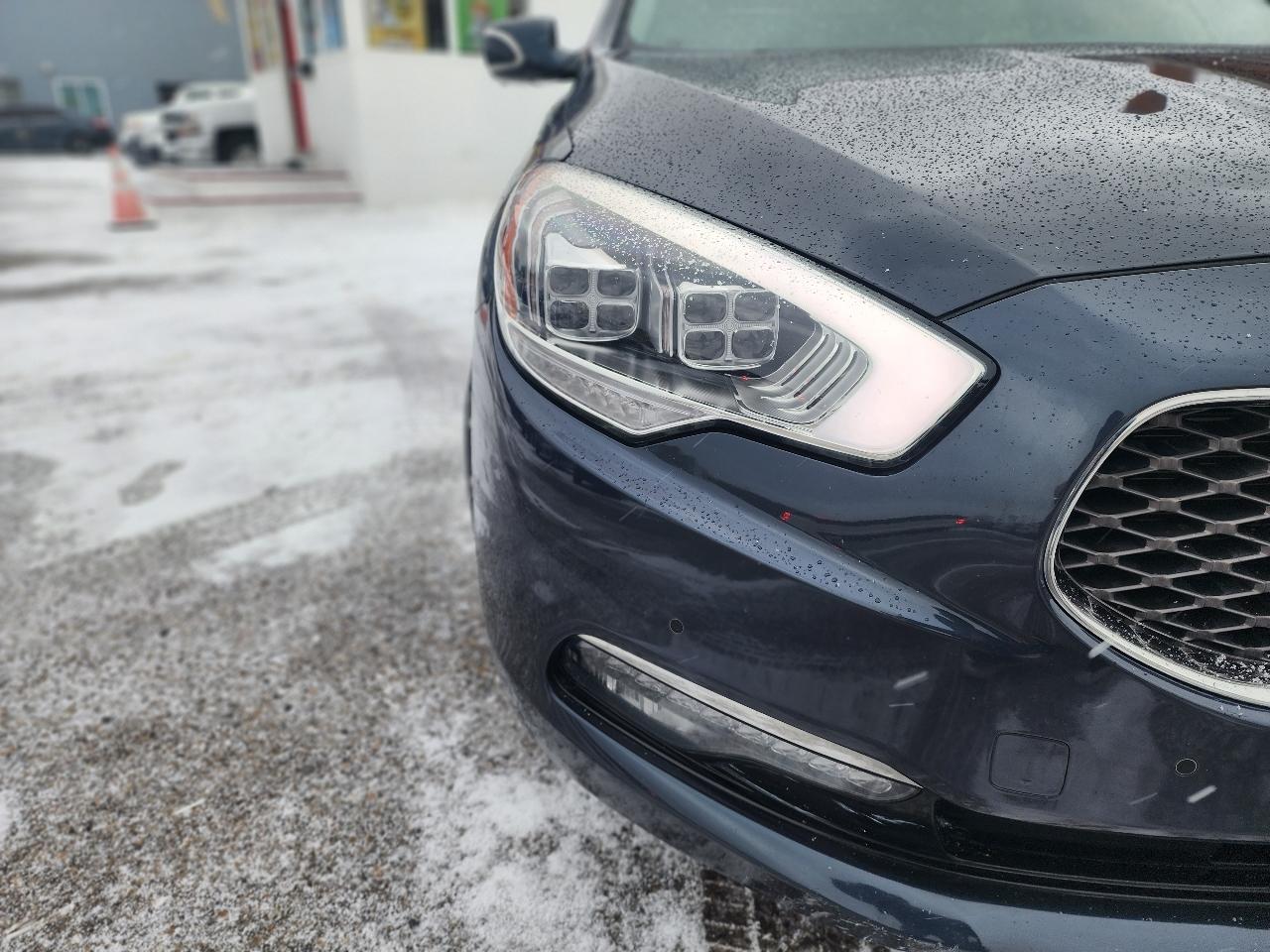 Kia K900 V8 2015