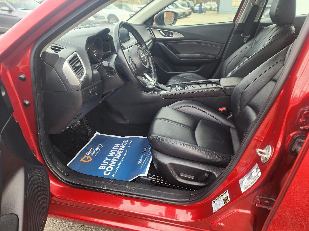 Mazda MAZDA3 i Touring AT 4-Door 2017