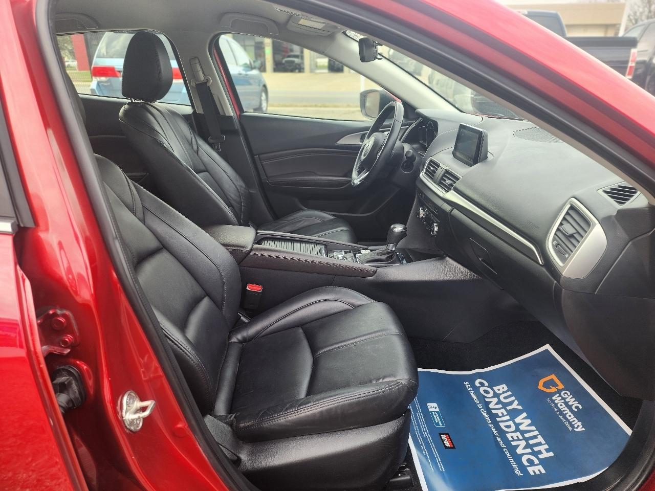 Mazda MAZDA3 i Touring AT 4-Door 2017