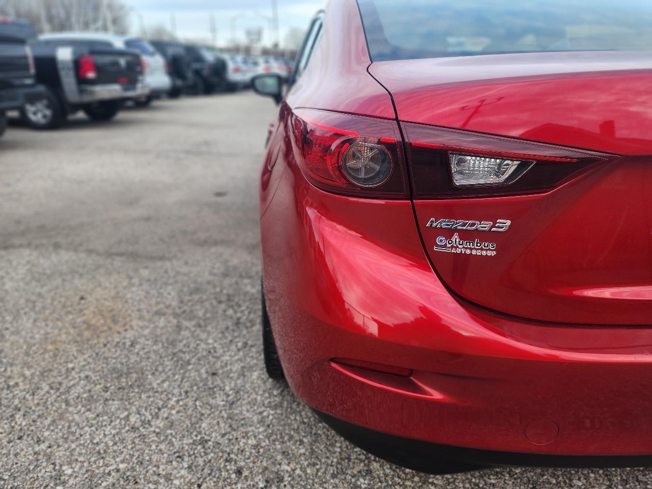 Mazda MAZDA3 i Touring AT 4-Door 2017