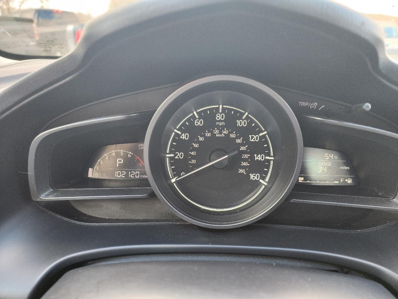 Mazda MAZDA3 i Touring AT 4-Door 2017