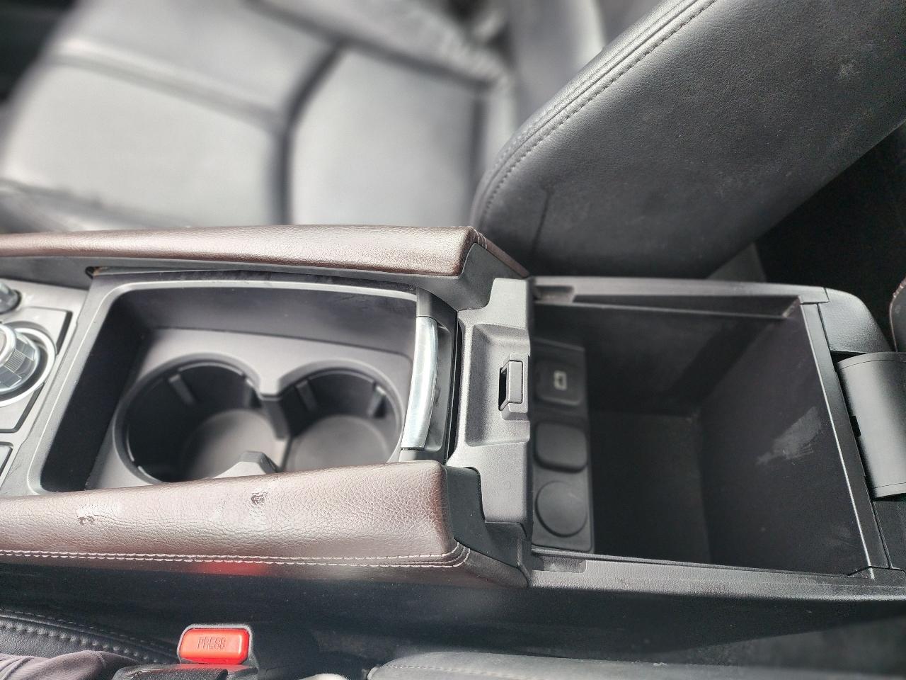 Mazda MAZDA3 i Touring AT 4-Door 2017