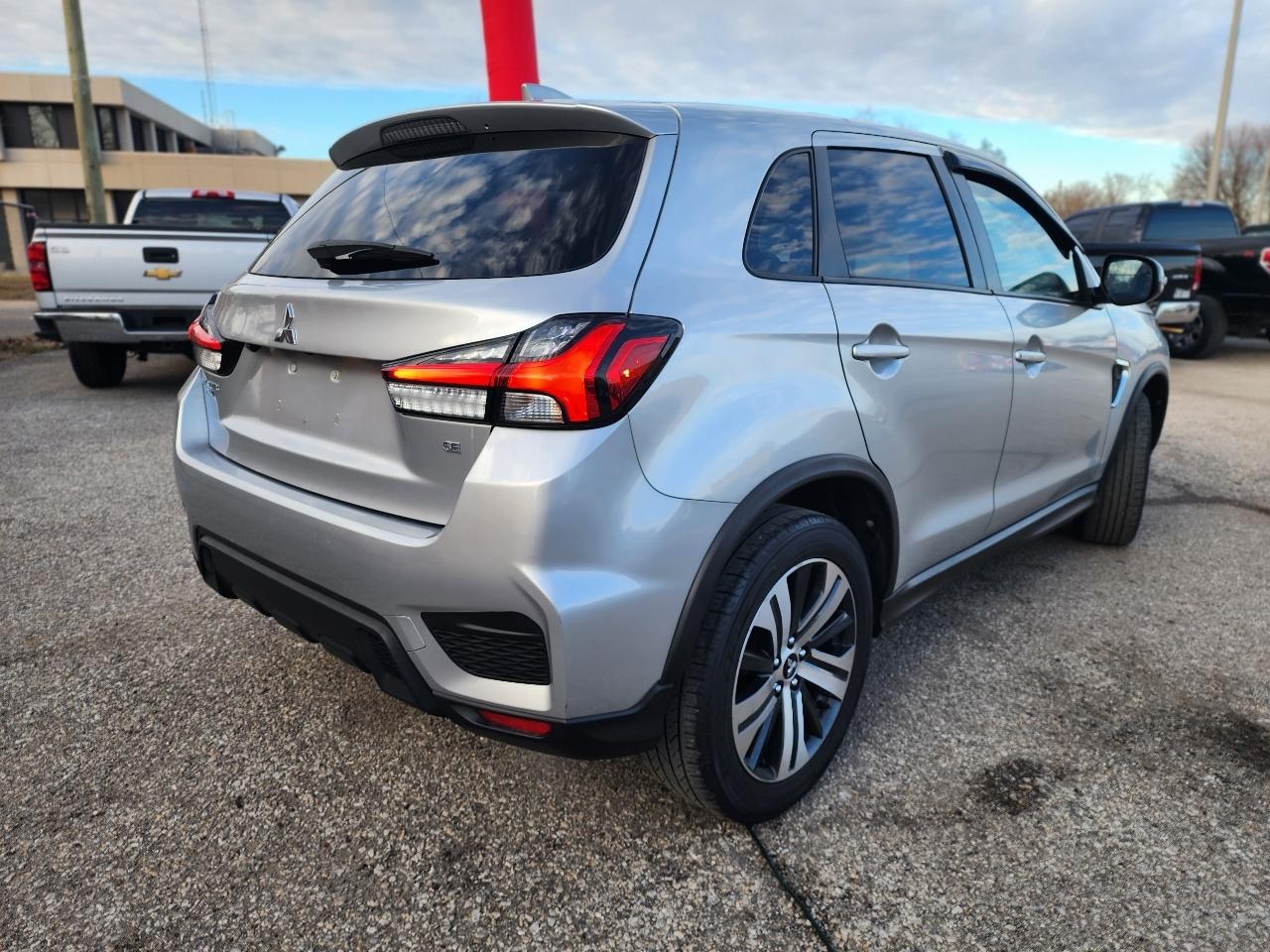 Mitsubishi Outlander Sport 2.0 ES AWD 2021