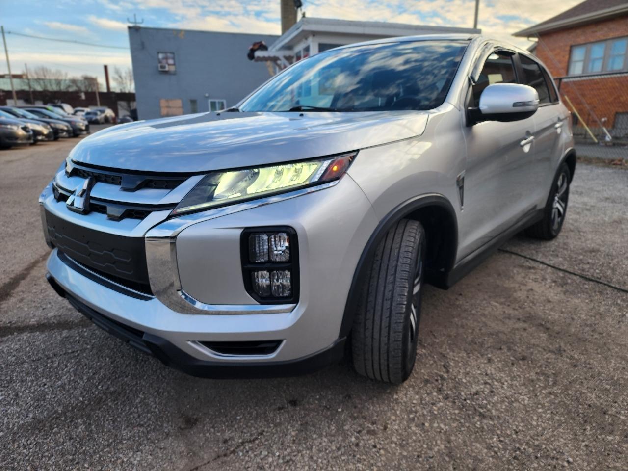 Mitsubishi Outlander Sport 2.0 ES AWD 2021