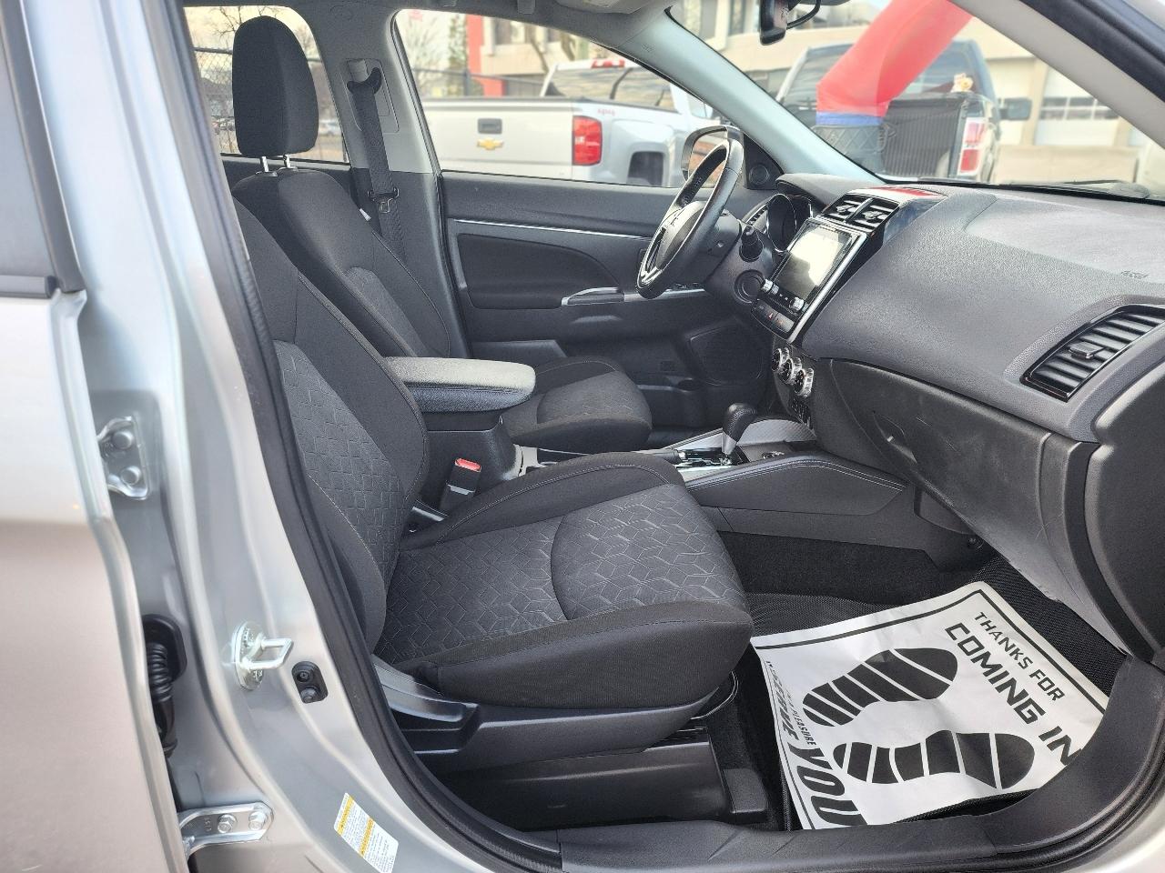 Mitsubishi Outlander Sport 2.0 ES AWD 2021